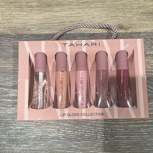 Tahari 5 piece lip gloss collection, never used.